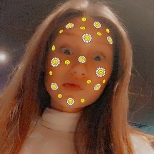 Meet your Posher, Andrea